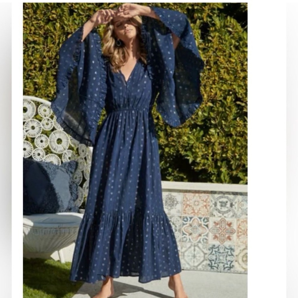 EUC PilyQ Dress/Coverup (size Small)